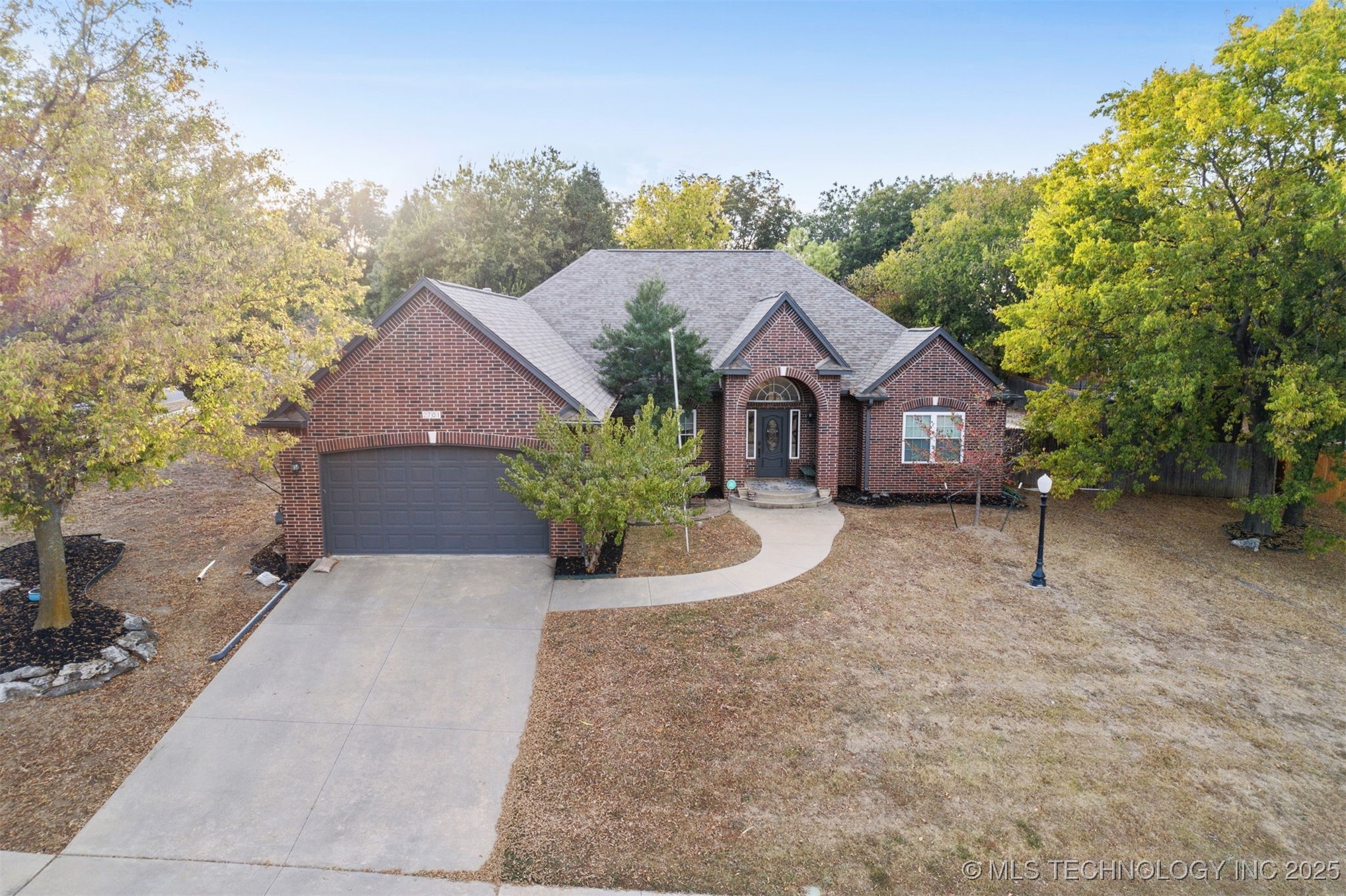 2701 Forest Ridge Parkway Property Photo