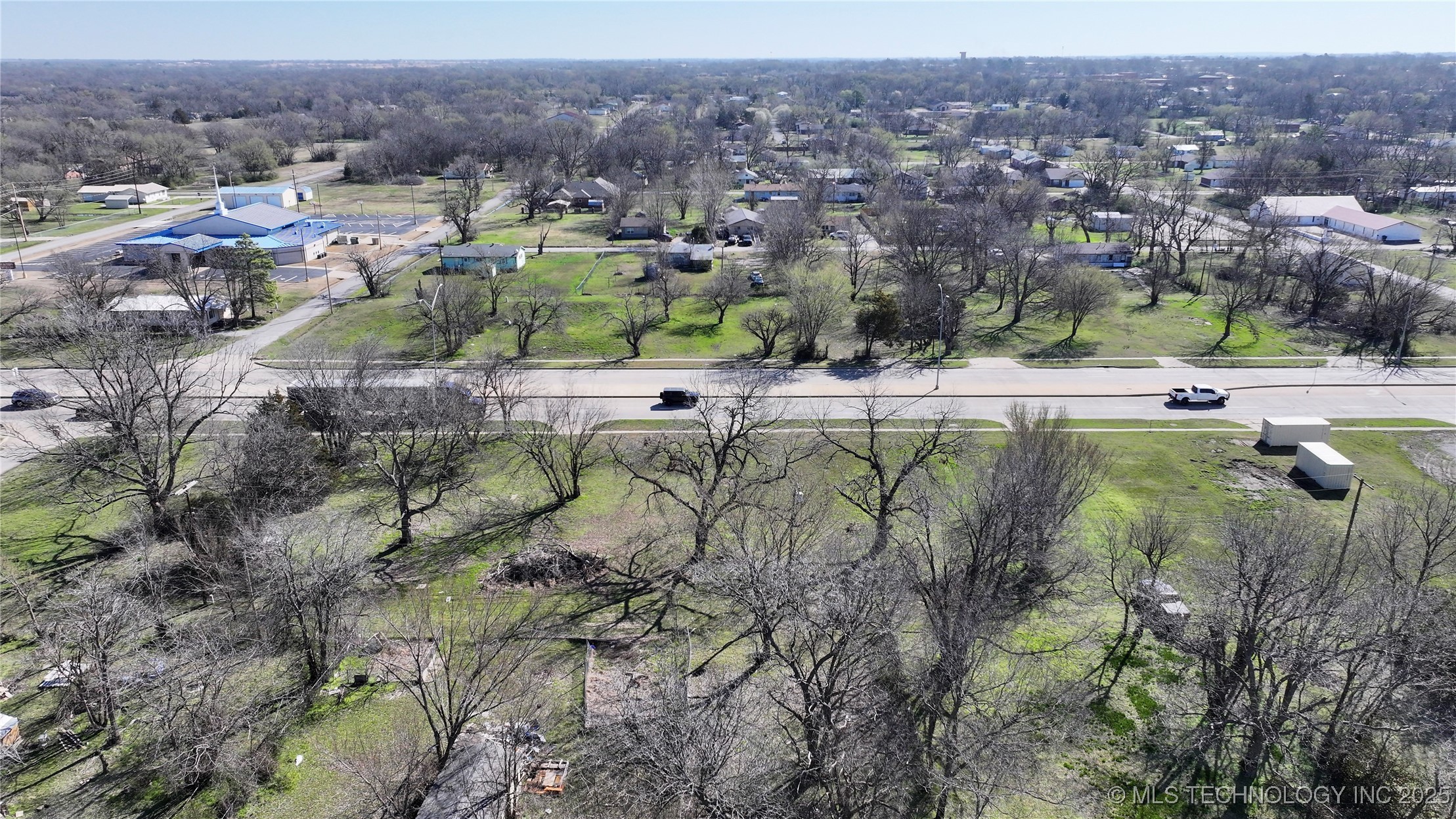 1108 N Wood Drive Property Photo 8