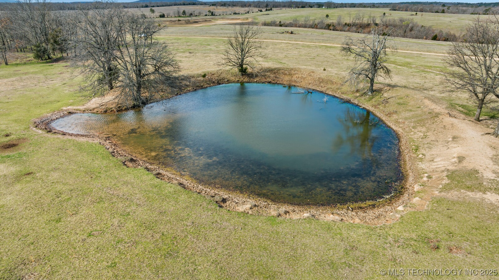 20511 S 610 Road Property Photo 4