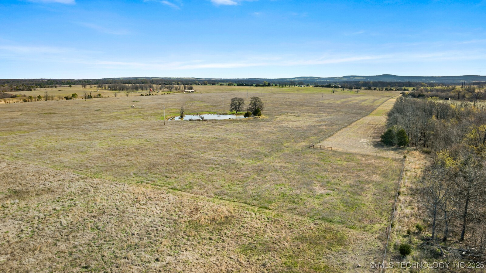20511 S 610 Road Property Photo 7