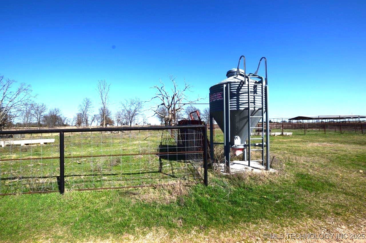 20511 S 610 Road Property Photo 37