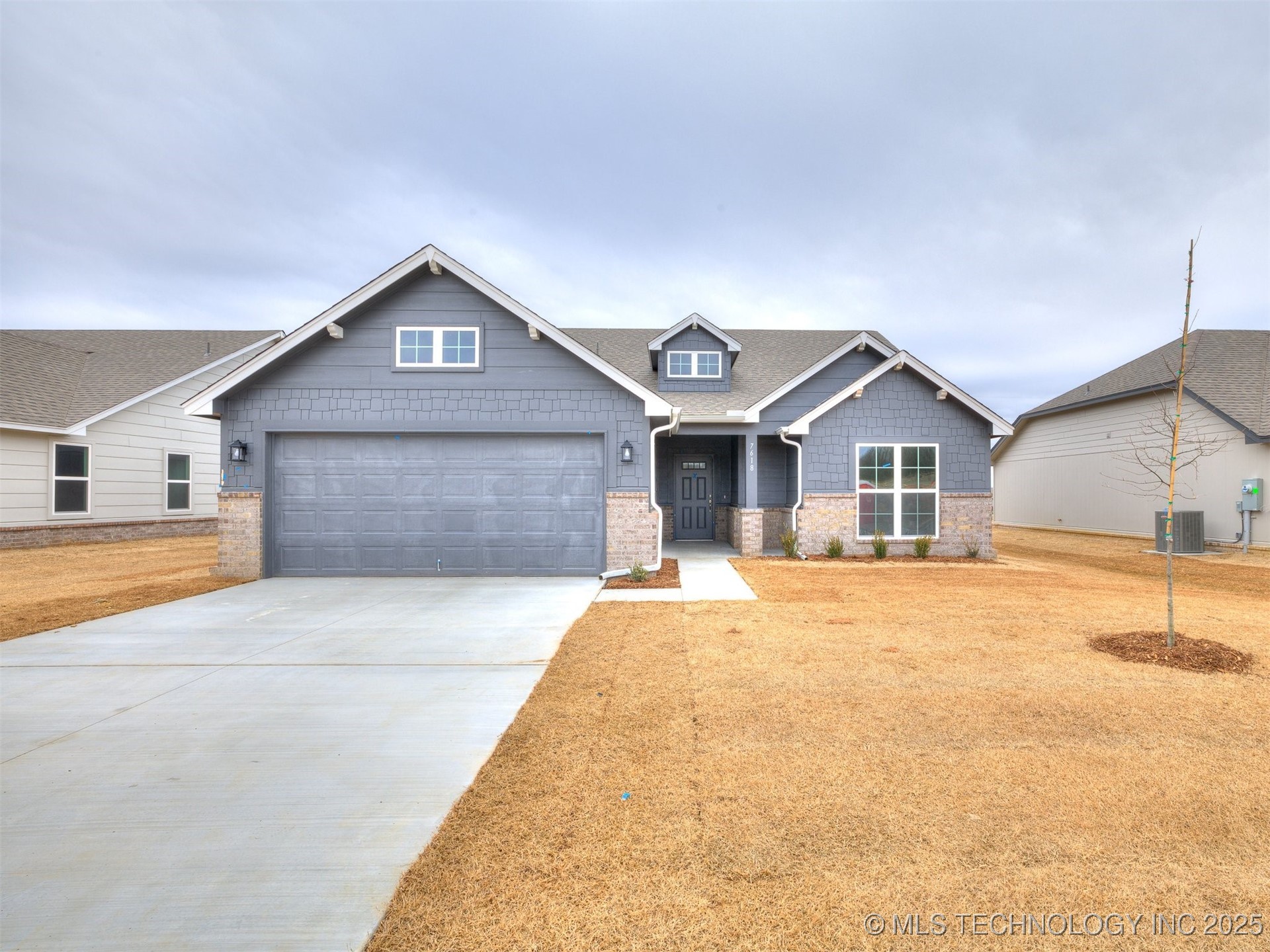 7618 E 89th Place N Property Photo