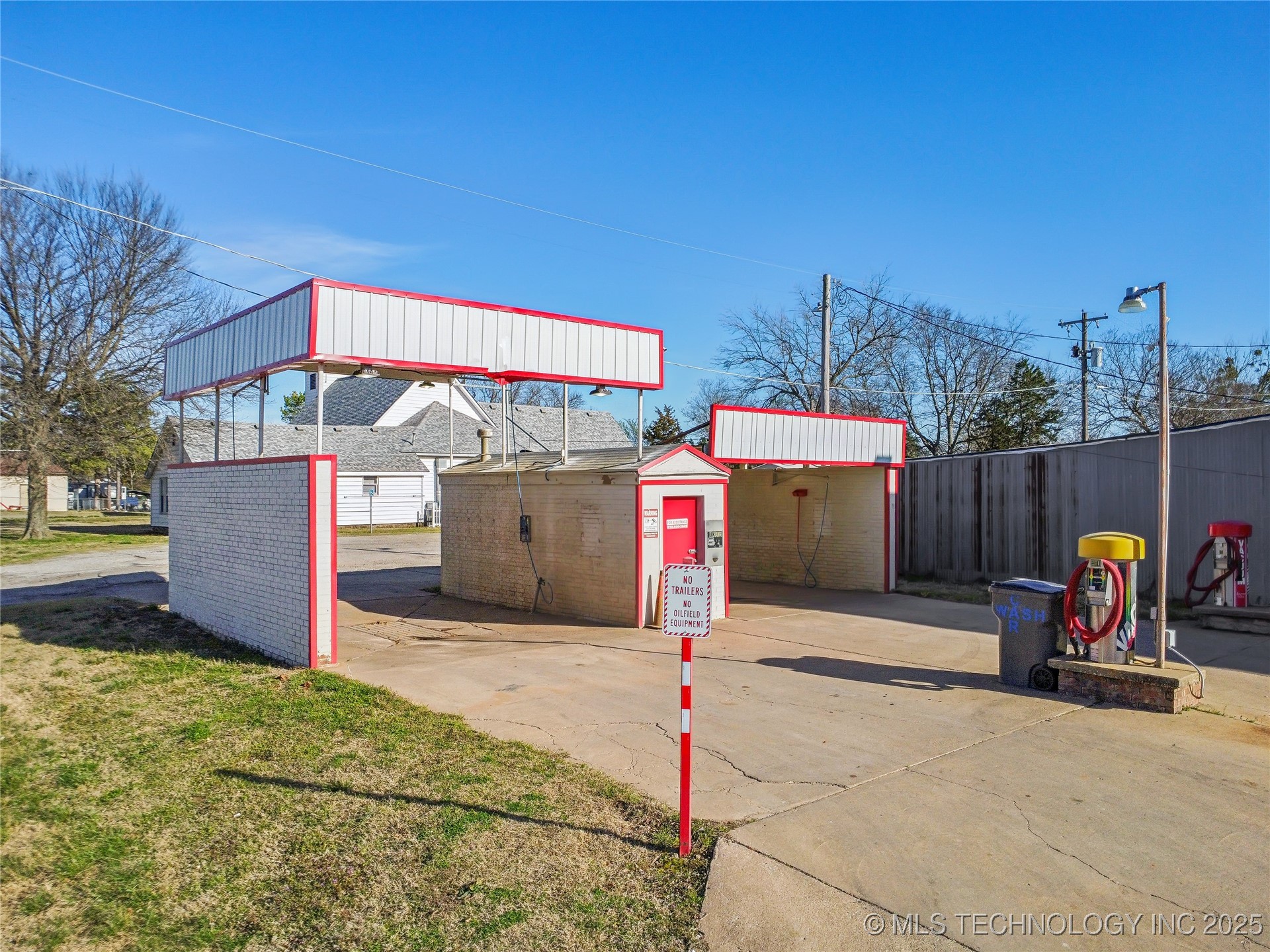 2510602 Property Photo