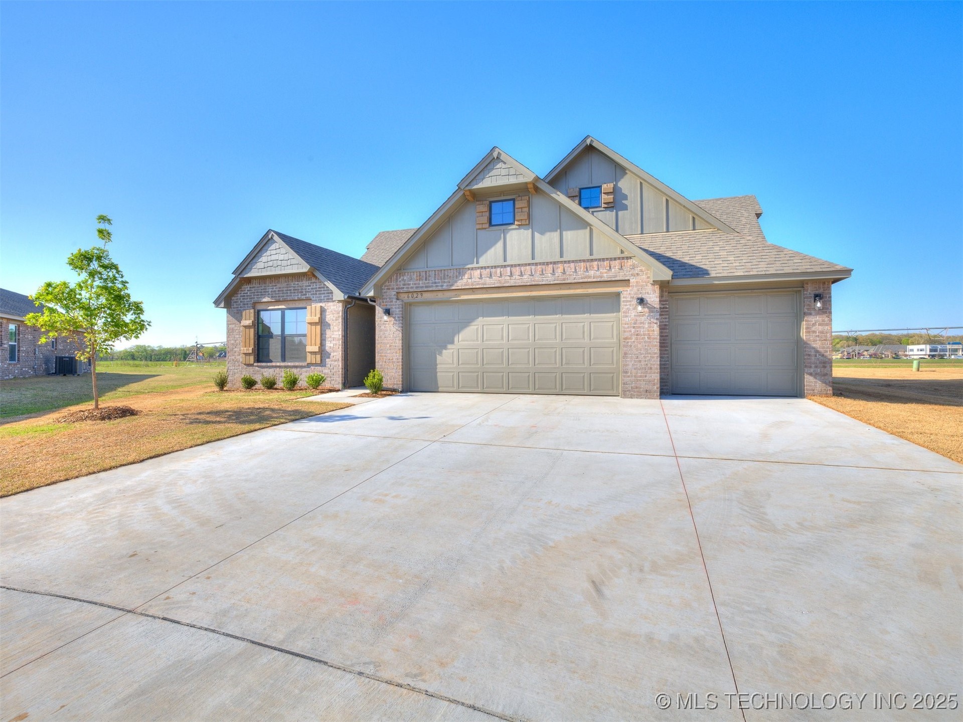 Enclave At Addison Creek Real Estate Listings Main Image