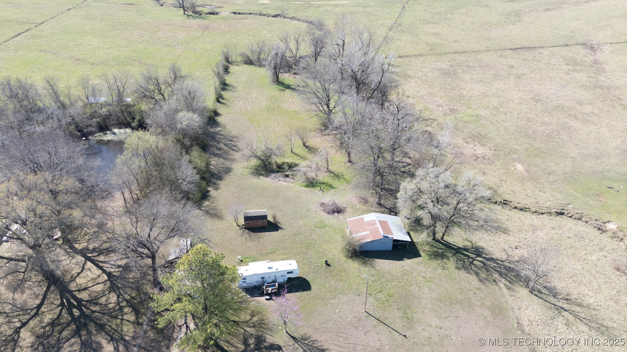 17211 Old Taft Road Property Photo 5