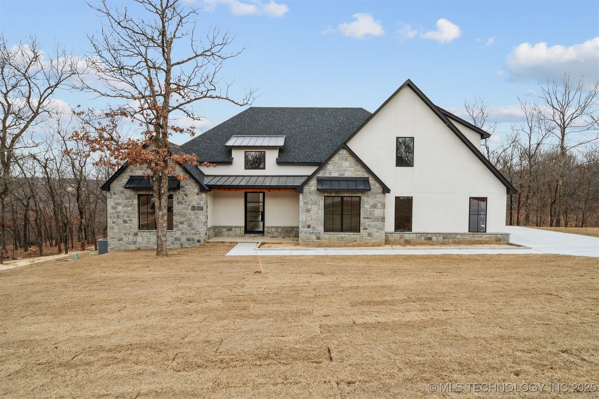 10621 Cross Oaks Drive Property Photo