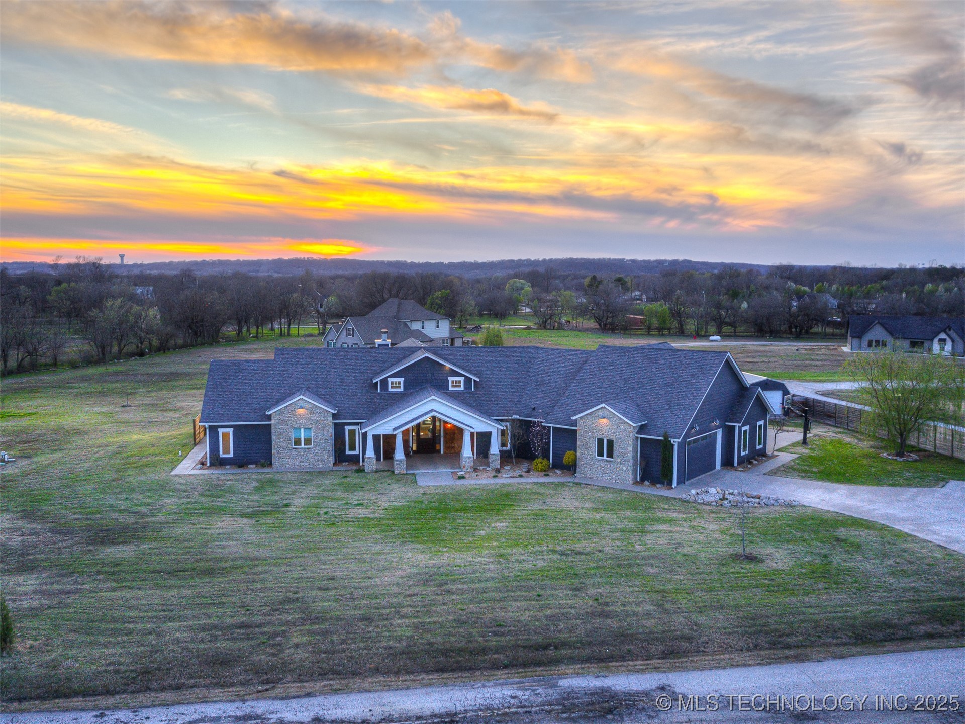24944 S 4098 Road Property Photo