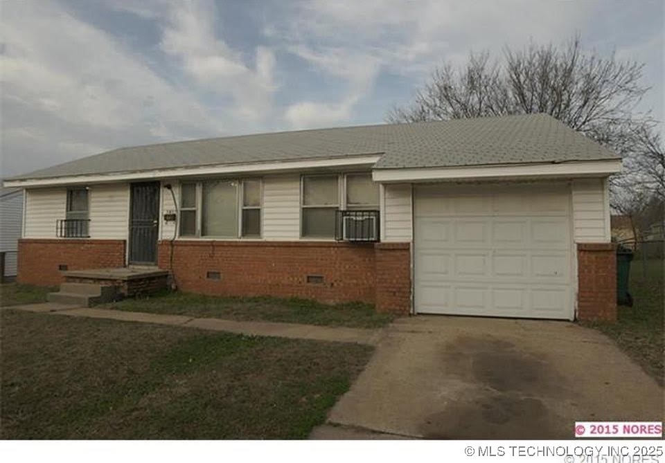 4614 N Boston Avenue Property Photo