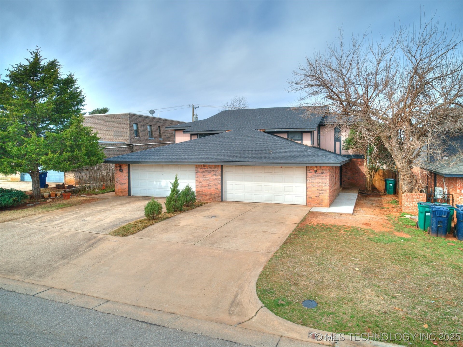7215 Edenborough Drive Property Photo 3