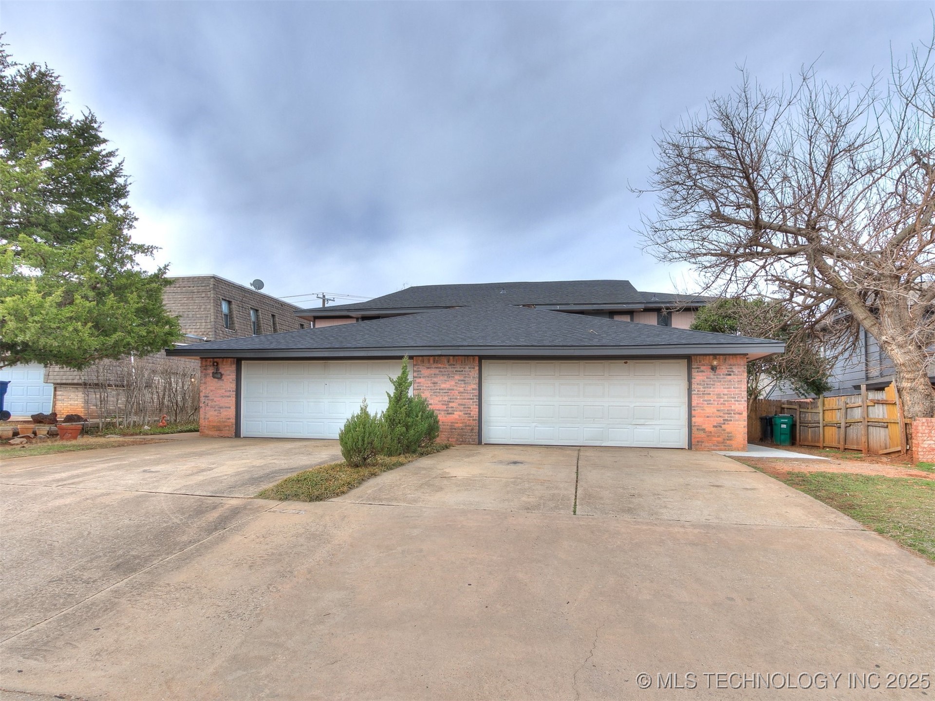 7215 Edenborough Drive Property Photo 7