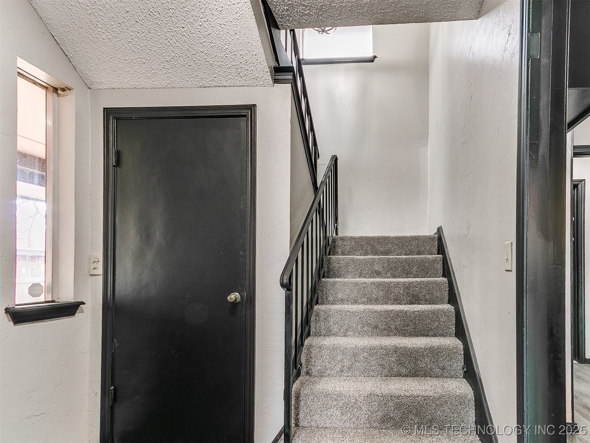 7215 Edenborough Drive Property Photo 19