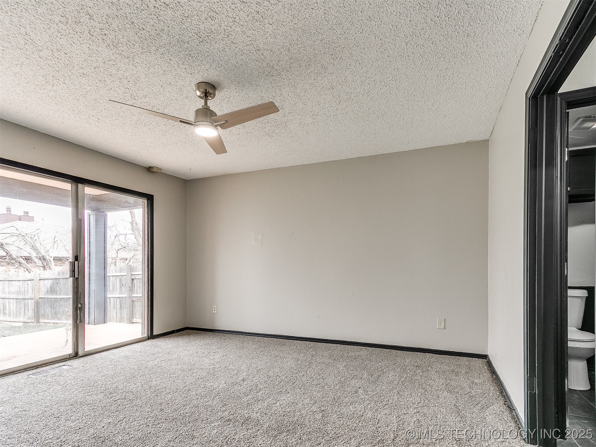 7215 Edenborough Drive Property Photo 20