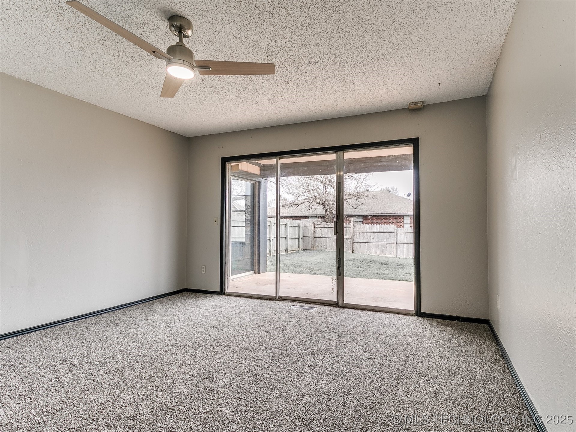 7215 Edenborough Drive Property Photo 22