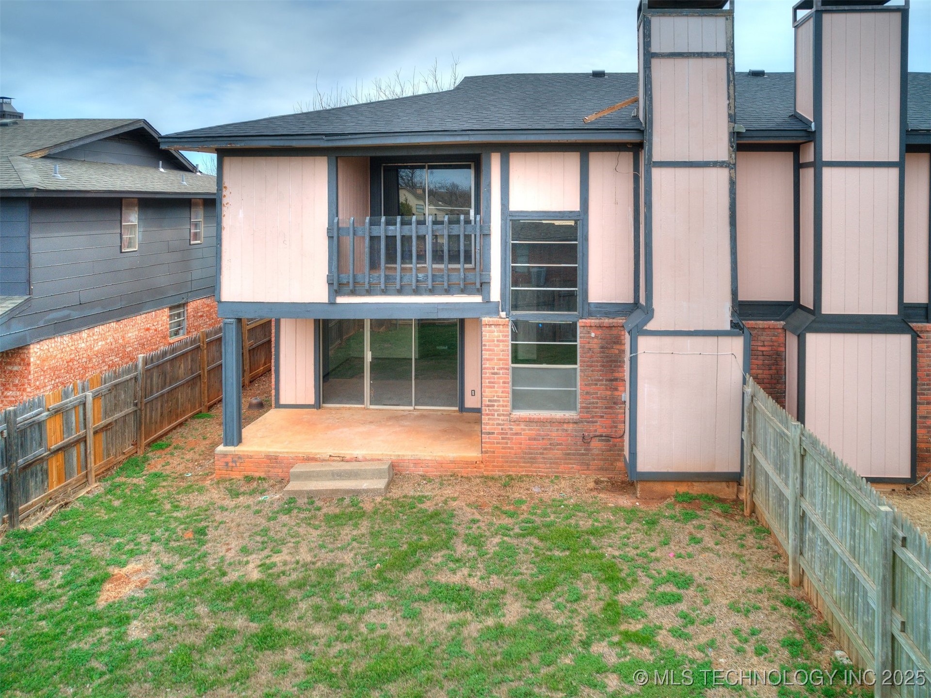 7215 Edenborough Drive Property Photo 36