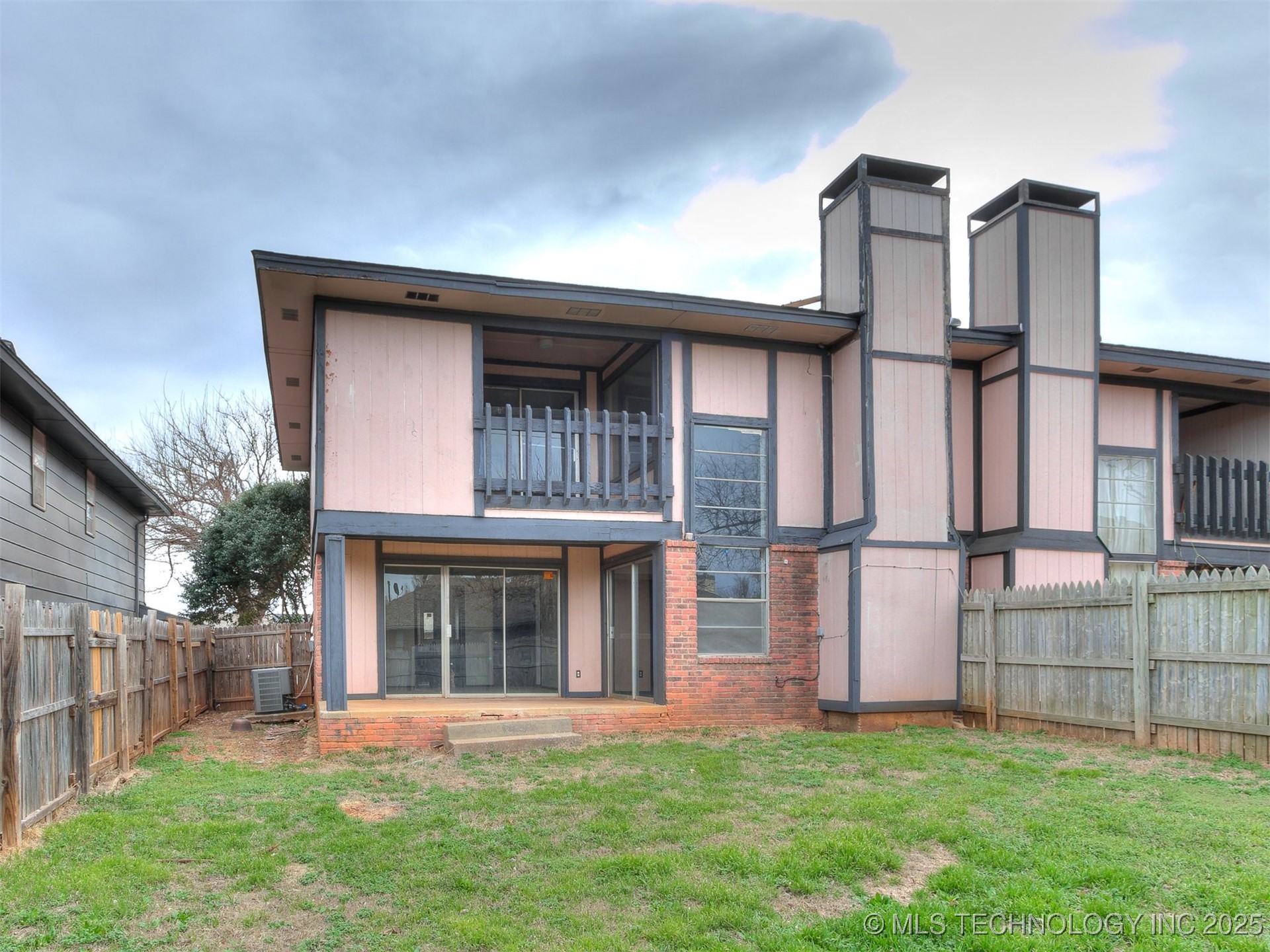 7215 Edenborough Drive Property Photo 37