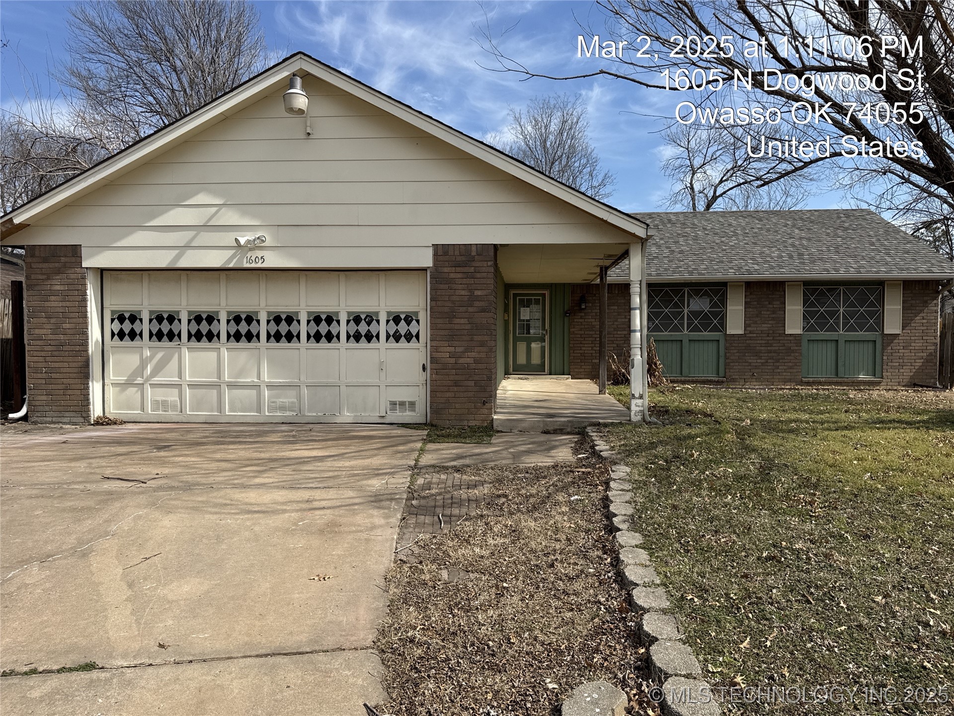 1605 N Dogwood Street Property Photo