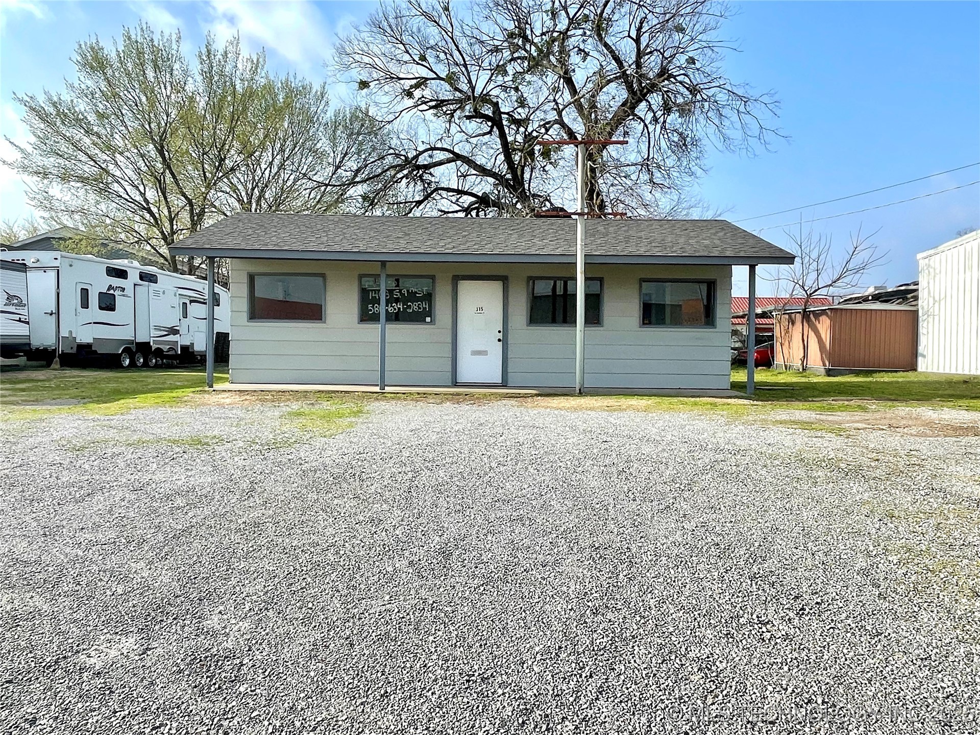 315 W Arkansas Property Photo