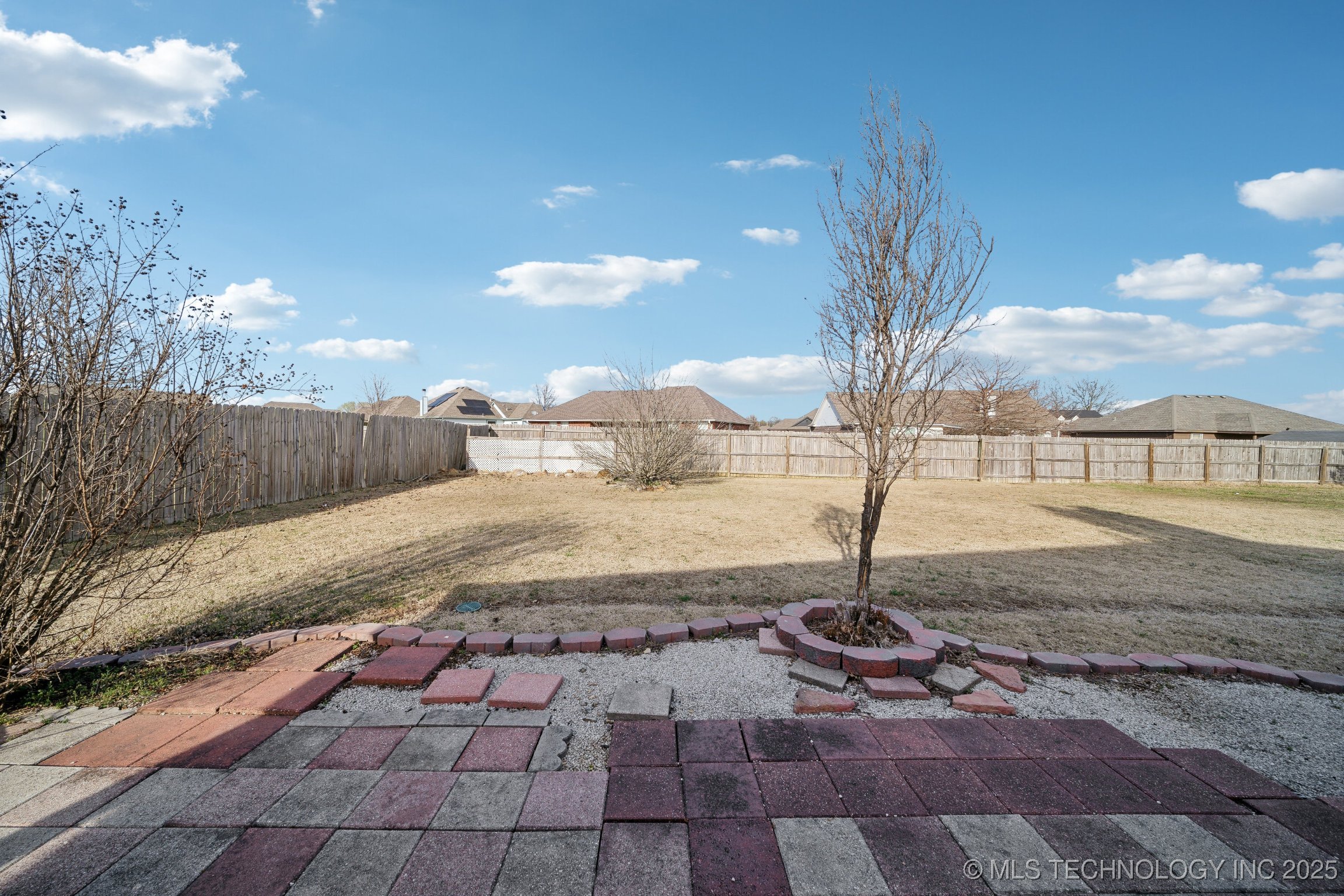 11251 S 276th East Avenue Property Photo 27