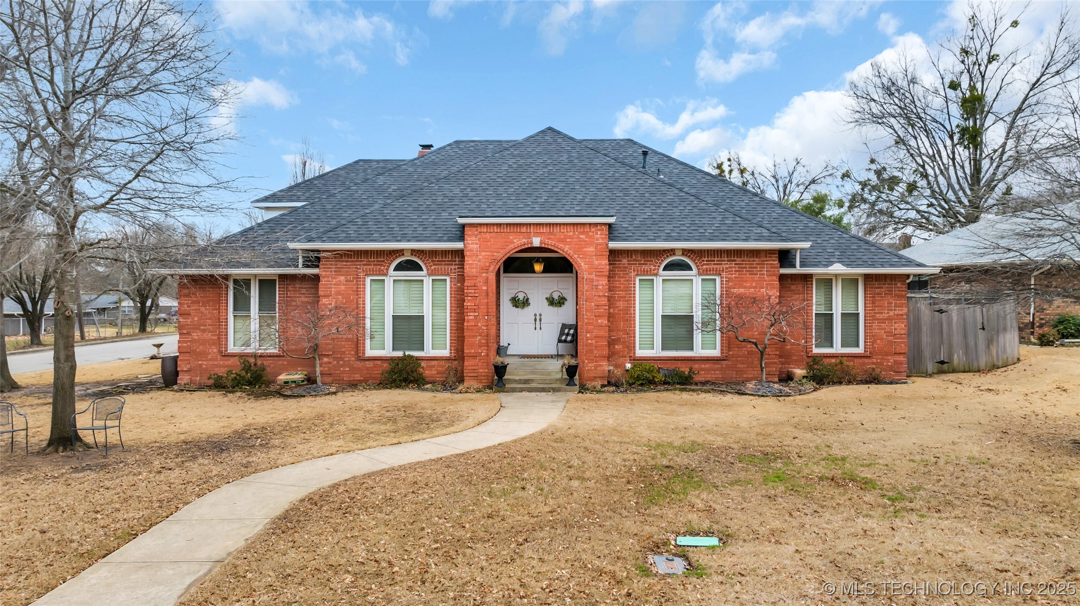 2000 Yorktown Court Property Photo