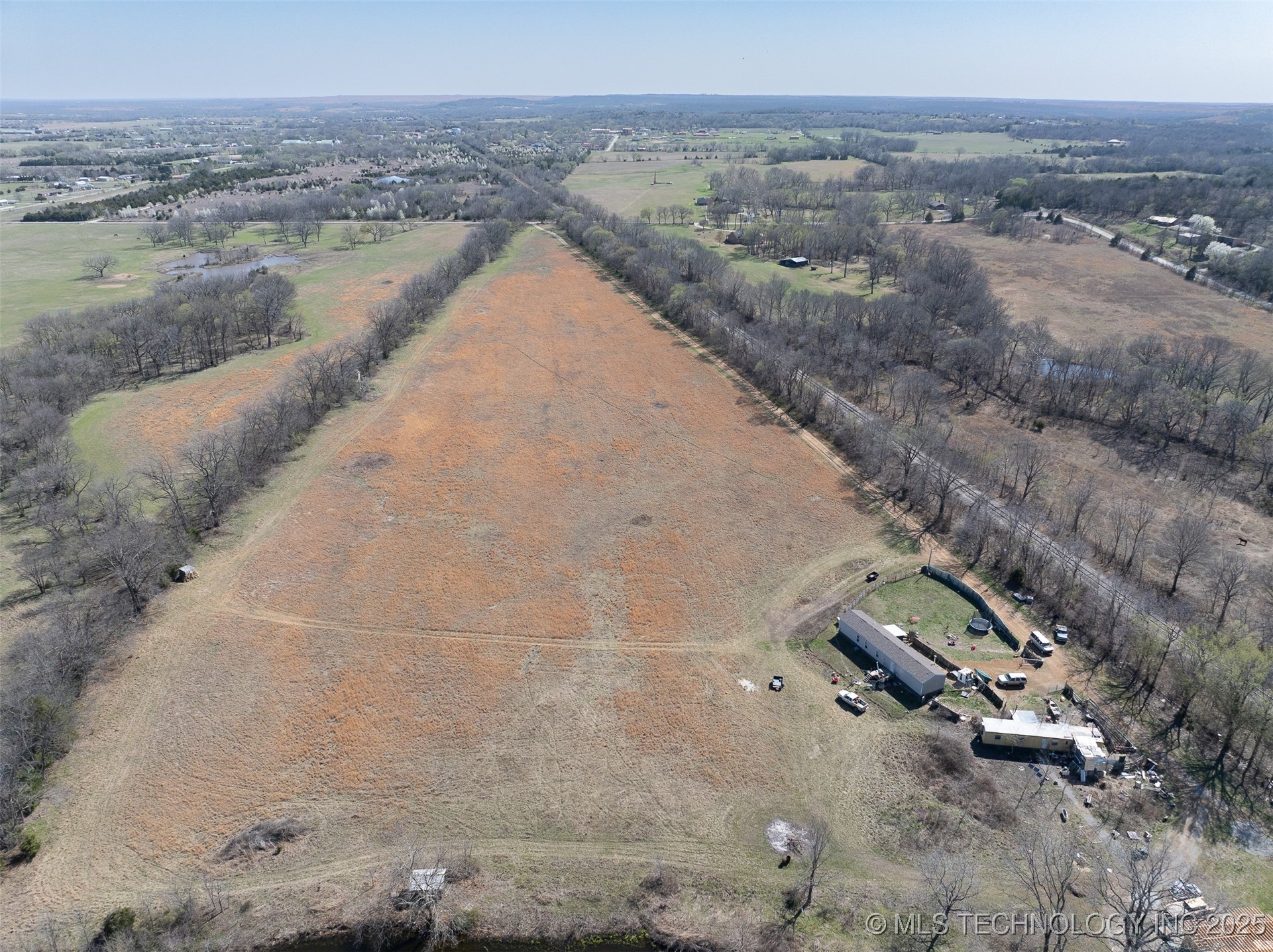 394208 W 2800 Road Property Photo 8