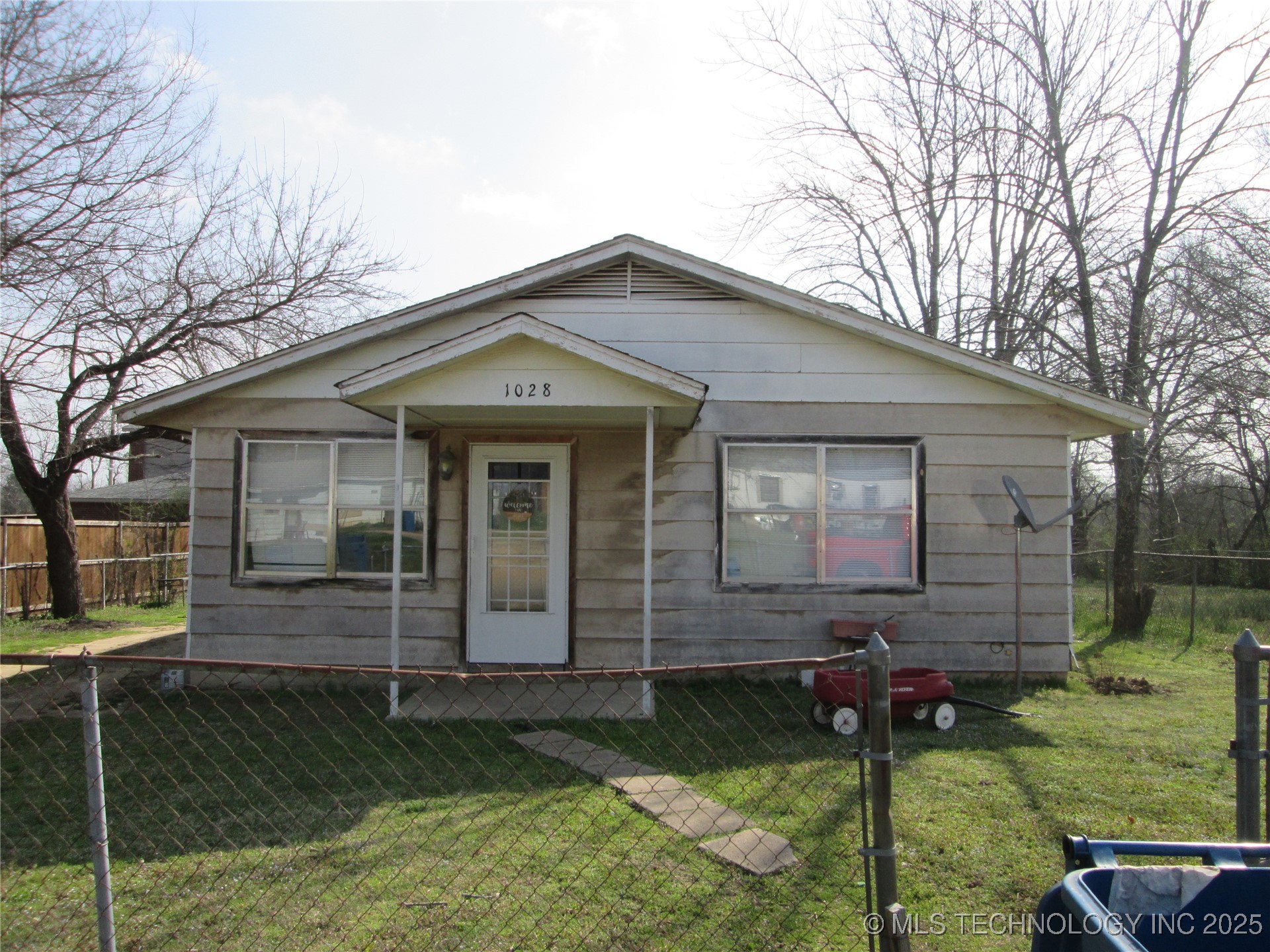 1026 S Dunbar Drive Property Photo