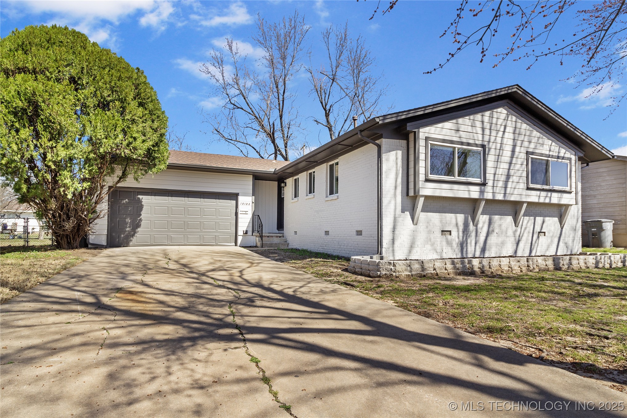 10133 E 4th Place Property Photo
