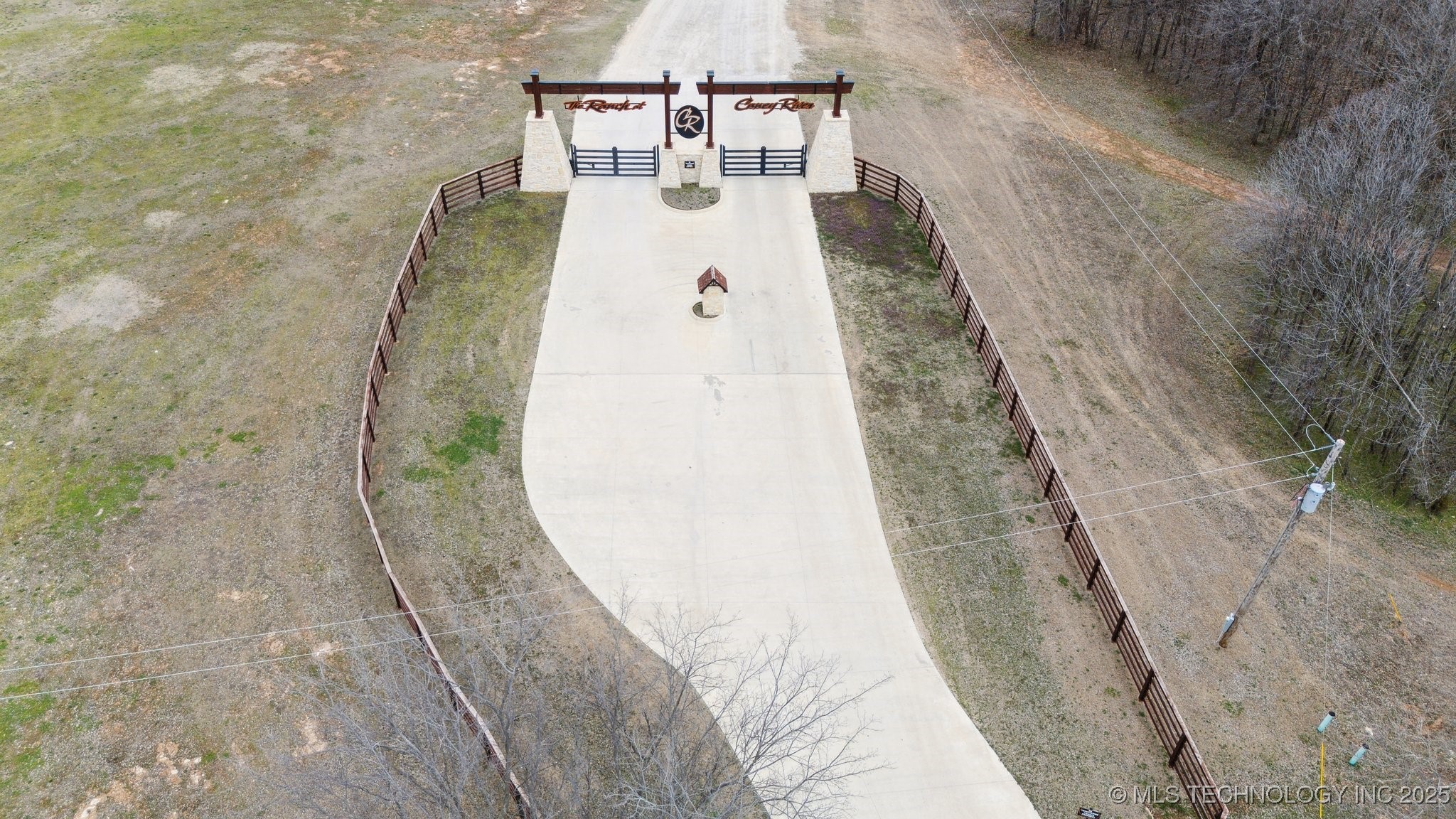 E Caney Road Property Photo 1