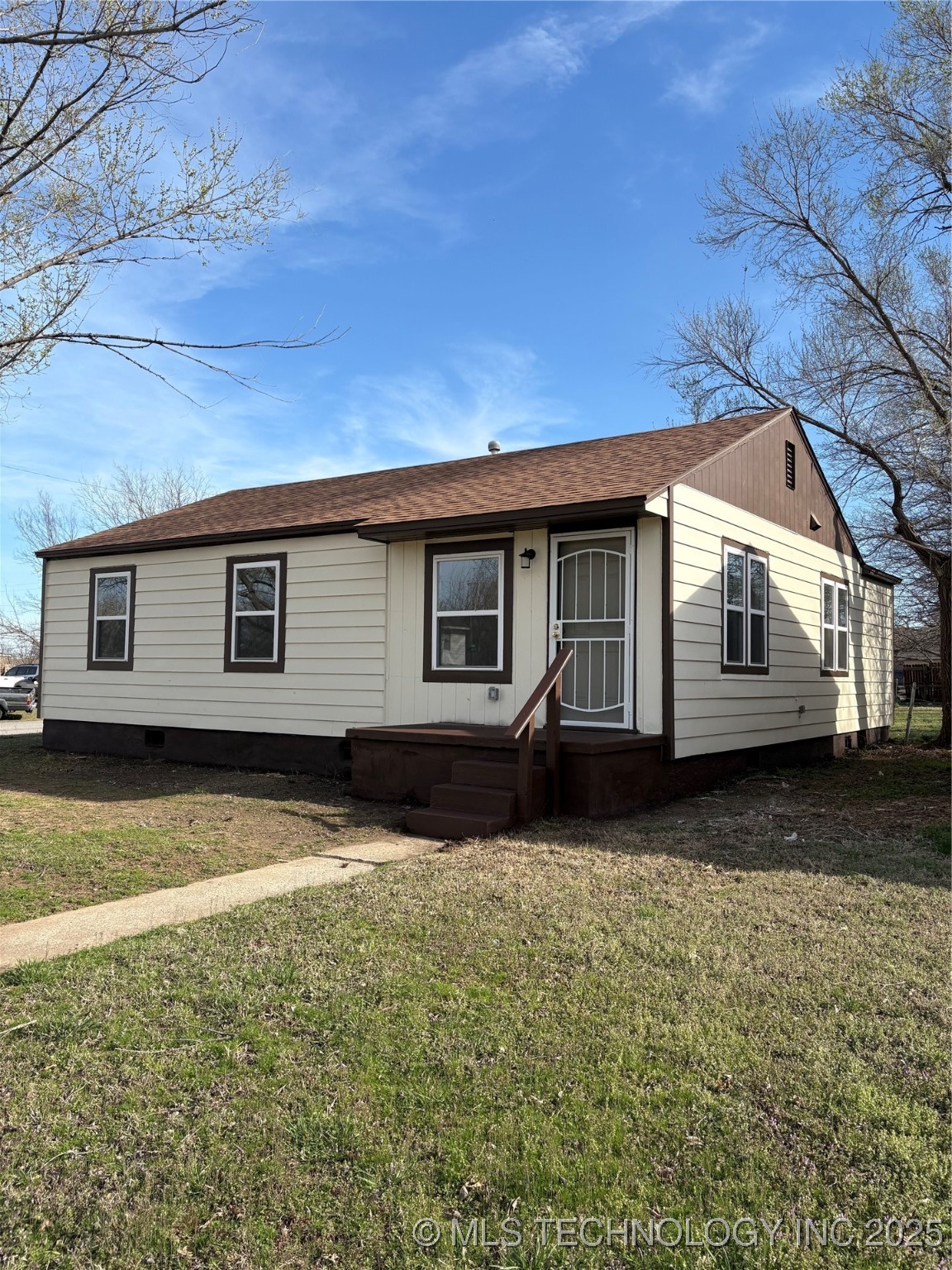 3154 E Woodrow Place Property Photo