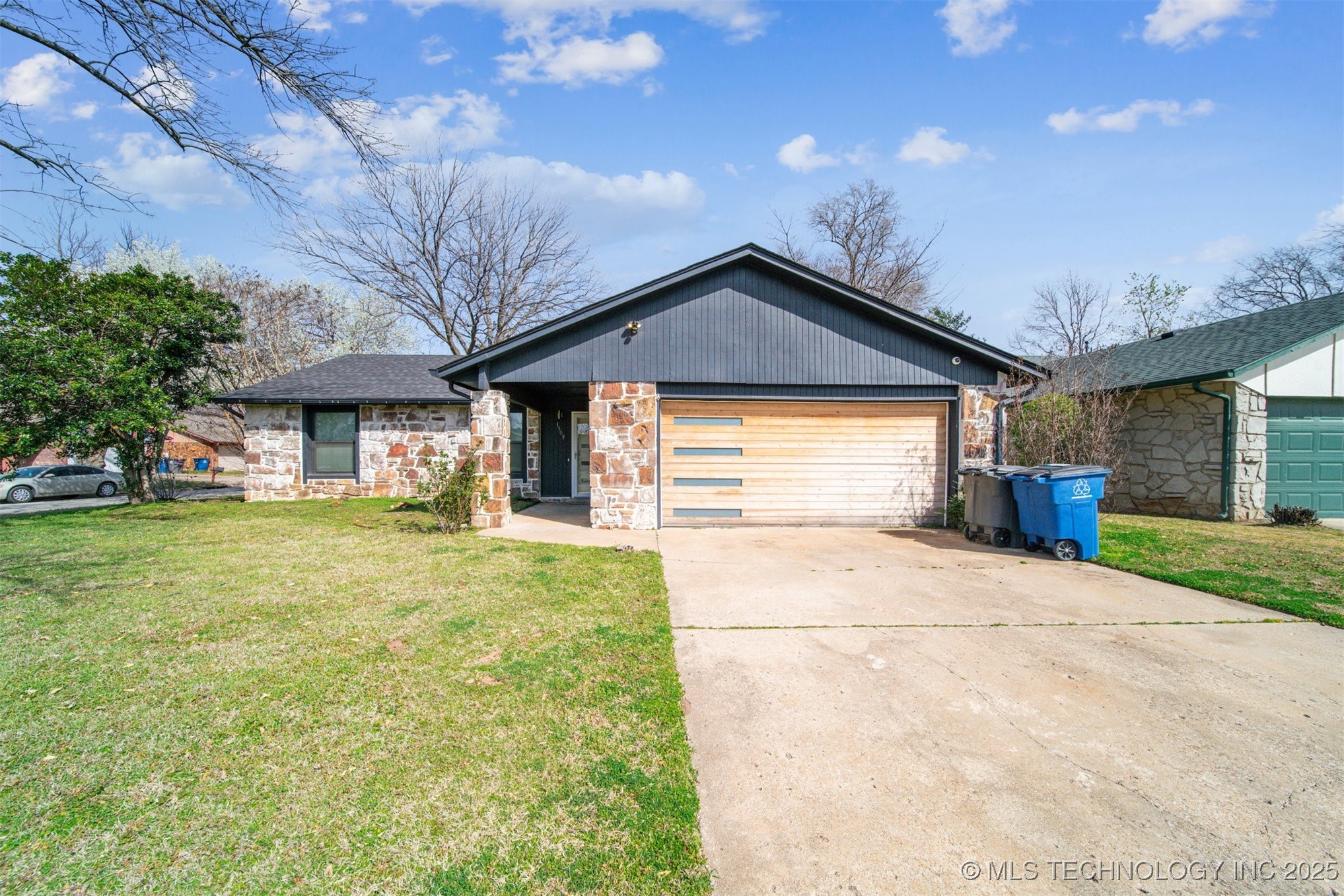 1509 E 68th Place Property Photo