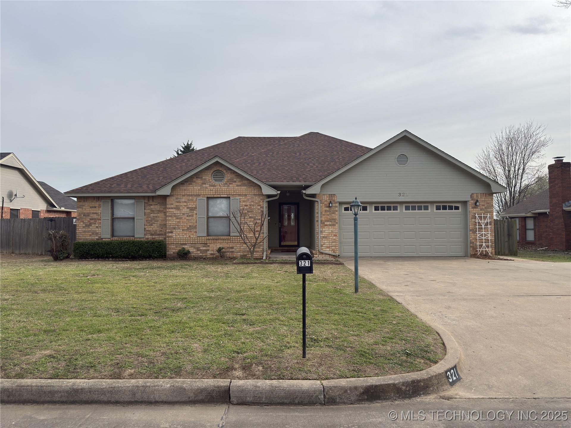321 Heritage Drive Property Photo