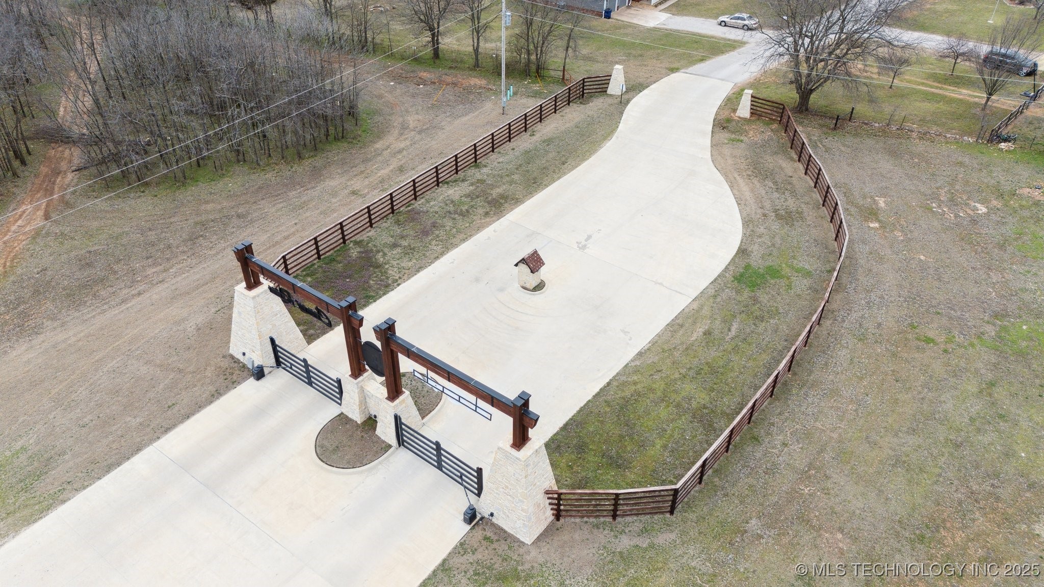 E Caney Road Property Photo 3