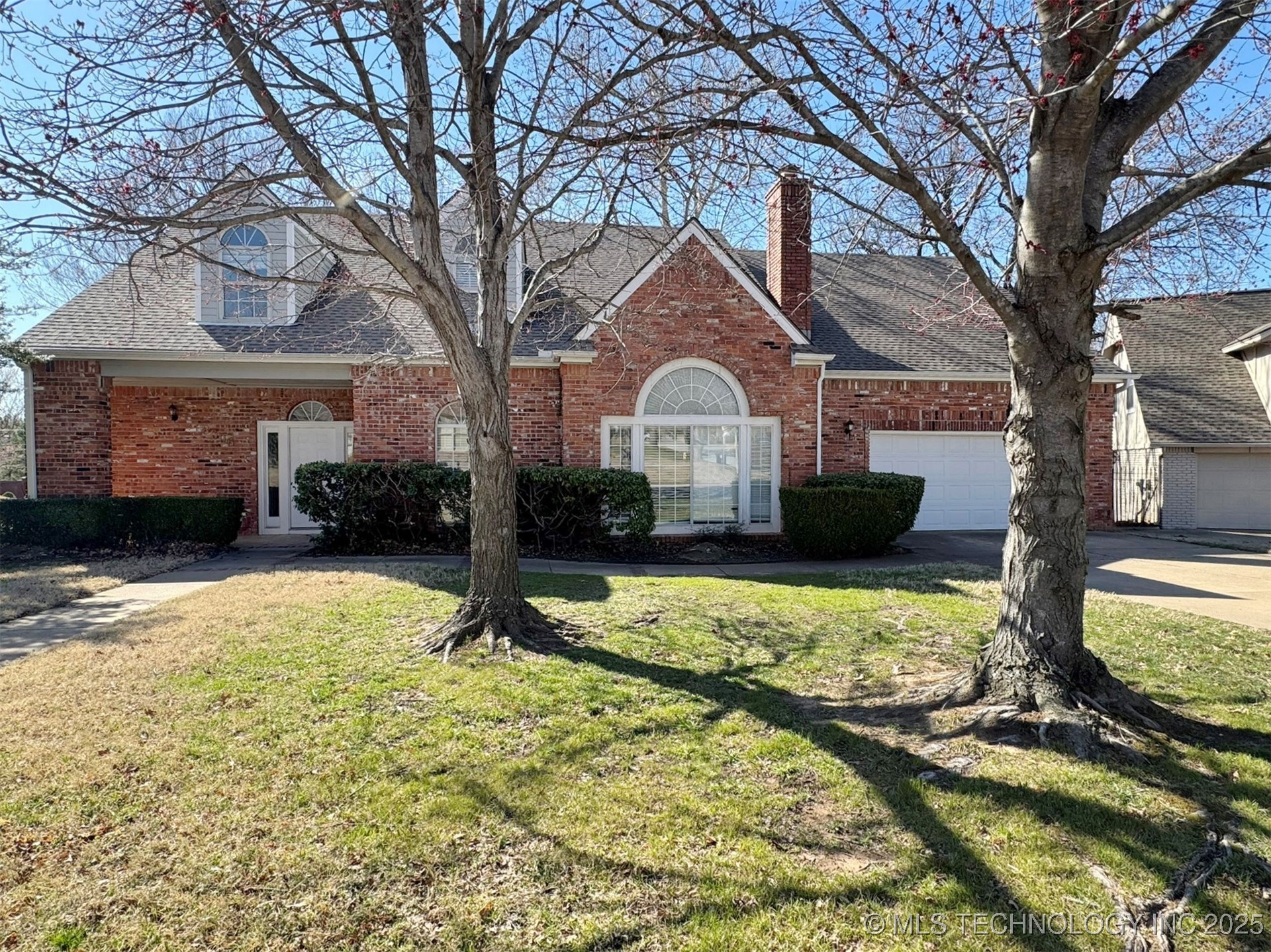 8606 S Indianapolis Avenue Property Photo