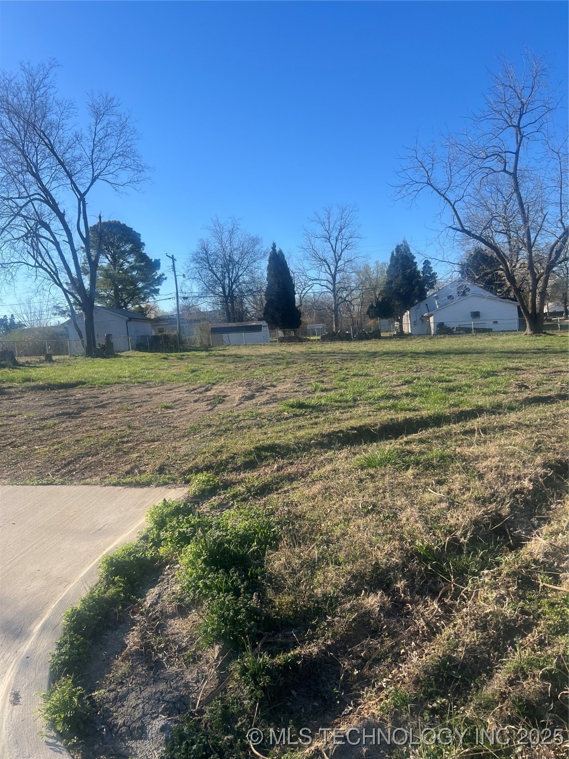 3720 E King Place Property Photo 2
