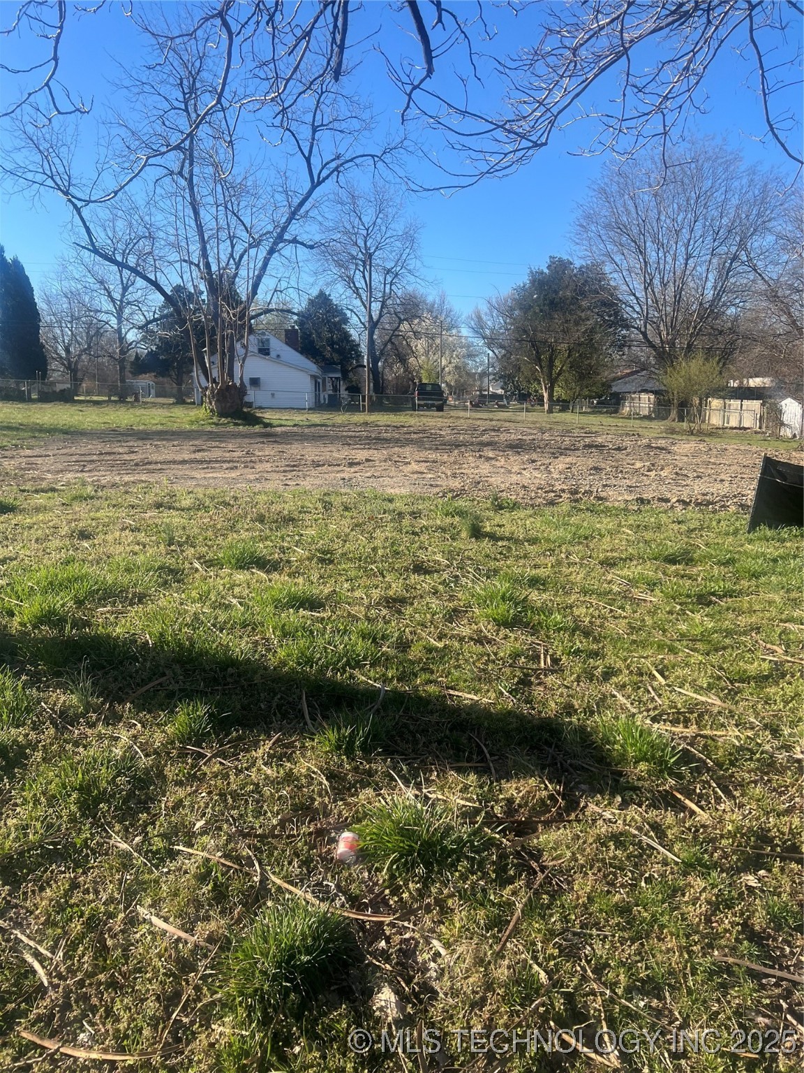 3720 E King Place Property Photo 6