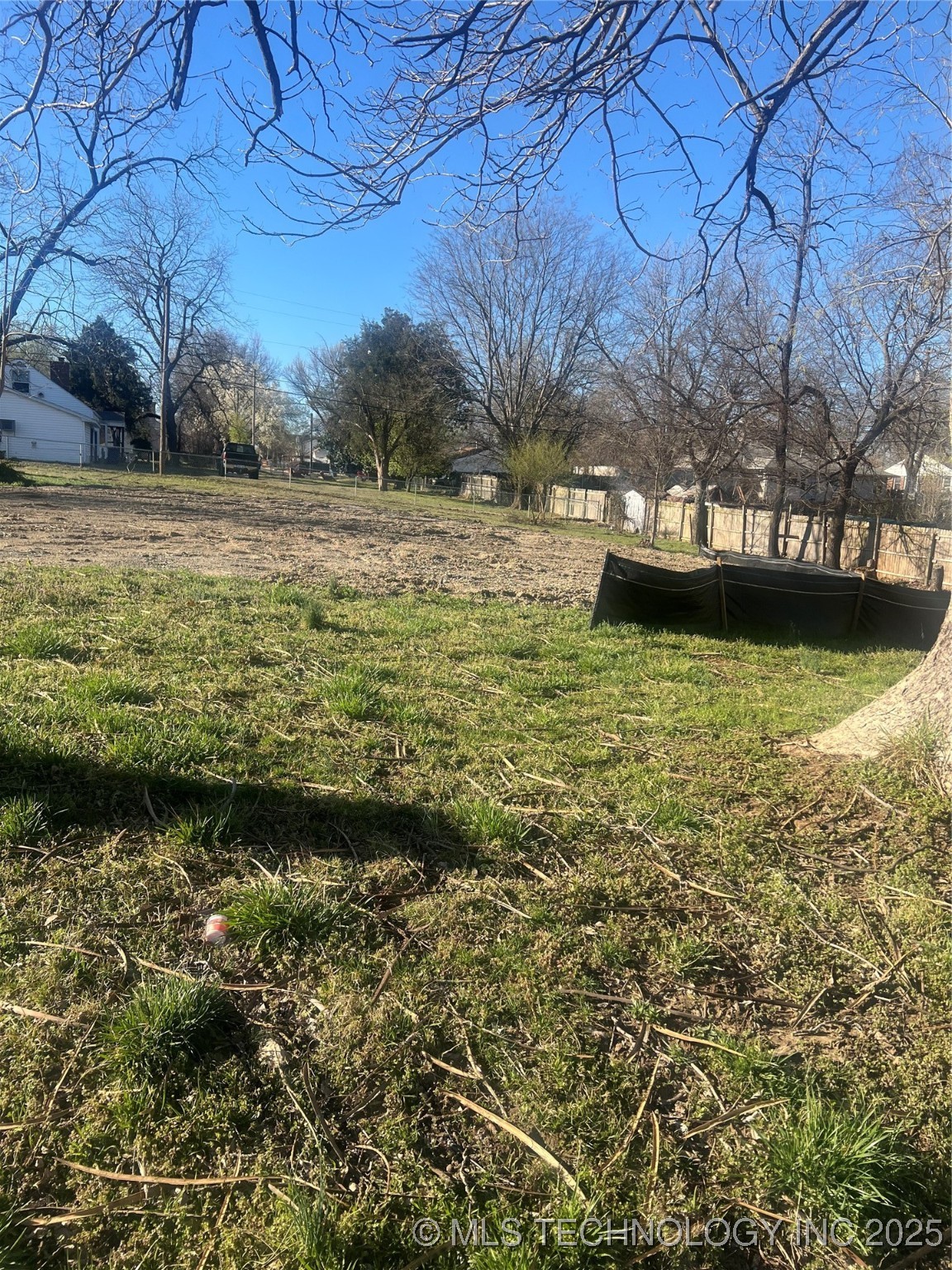 3720 E King Place Property Photo 8