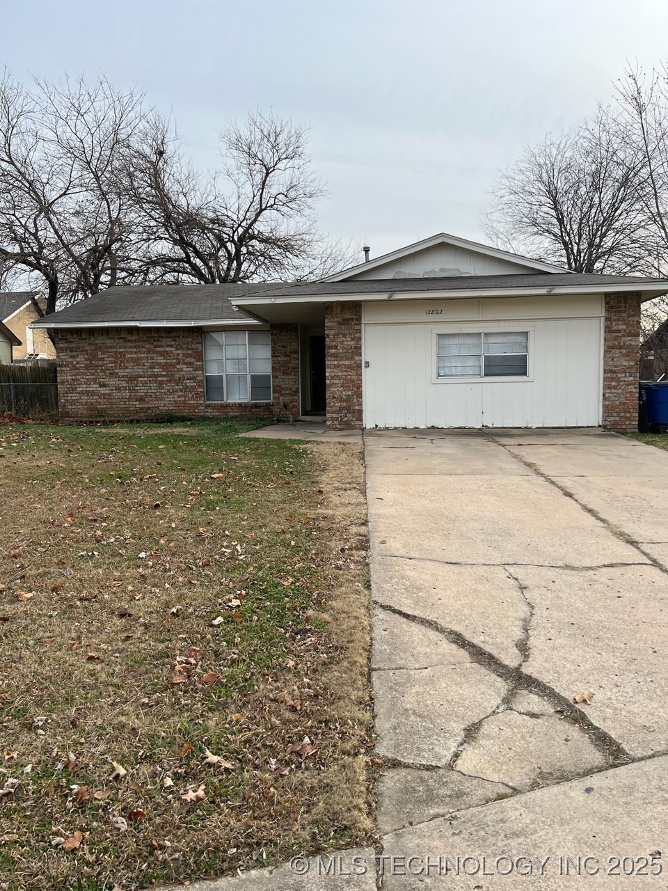 12802 E 31st Court Property Photo