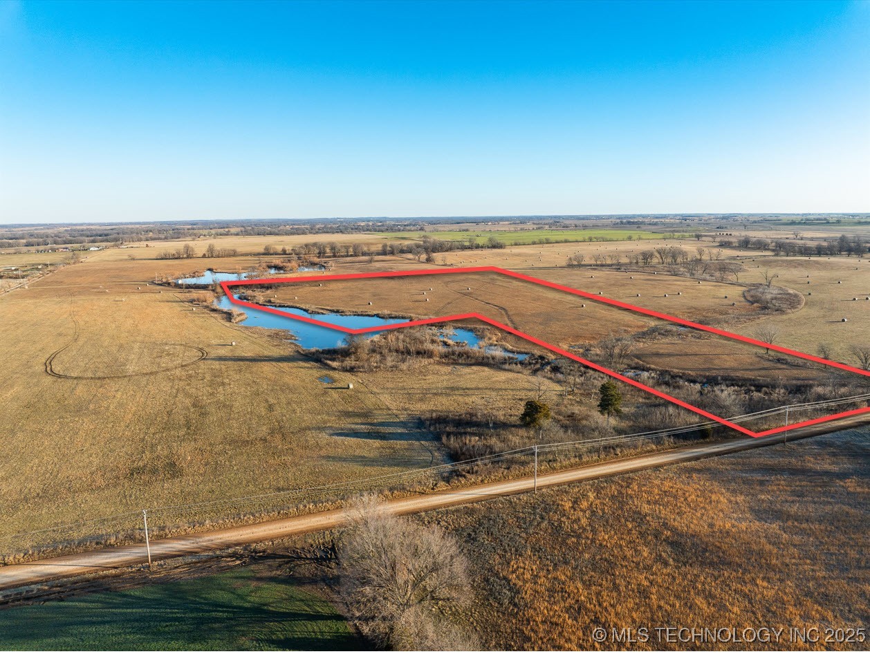 9 E 220 Road Property Photo