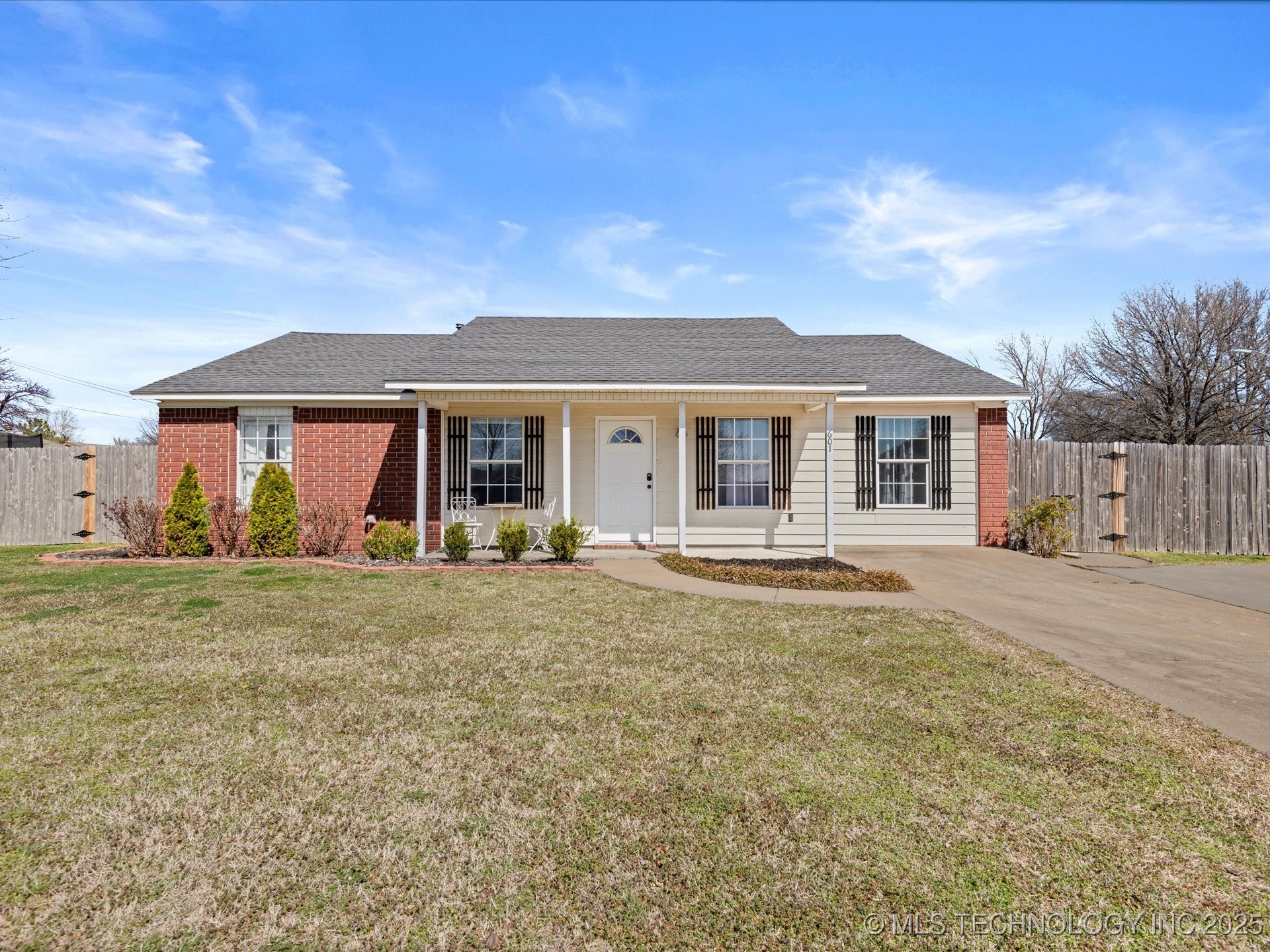 Dewey Real Estate Listings Main Image