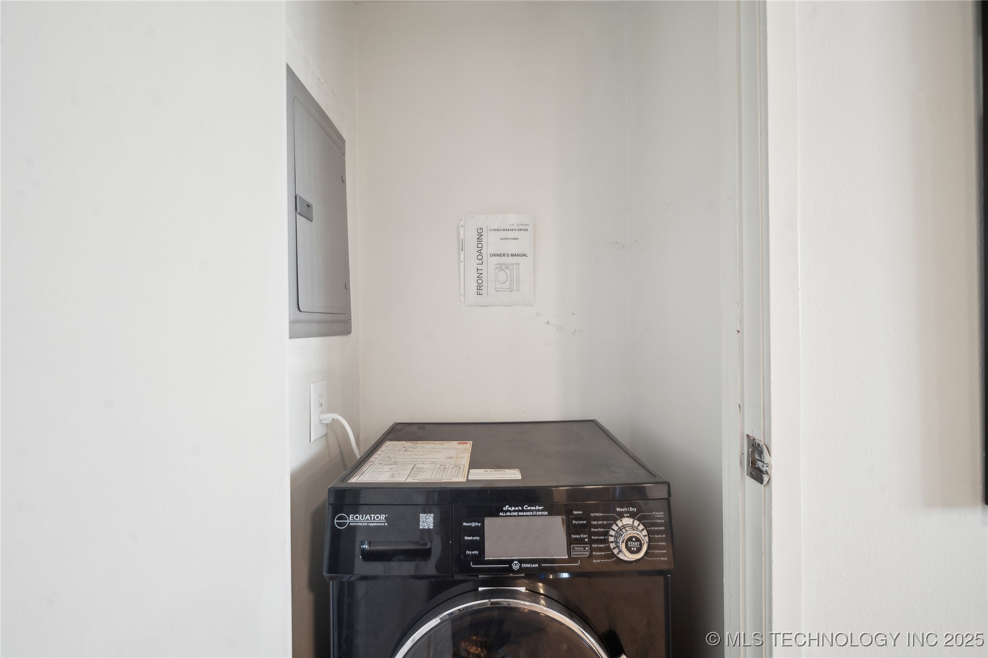 410 W 7th Street 922 Property Photo 11