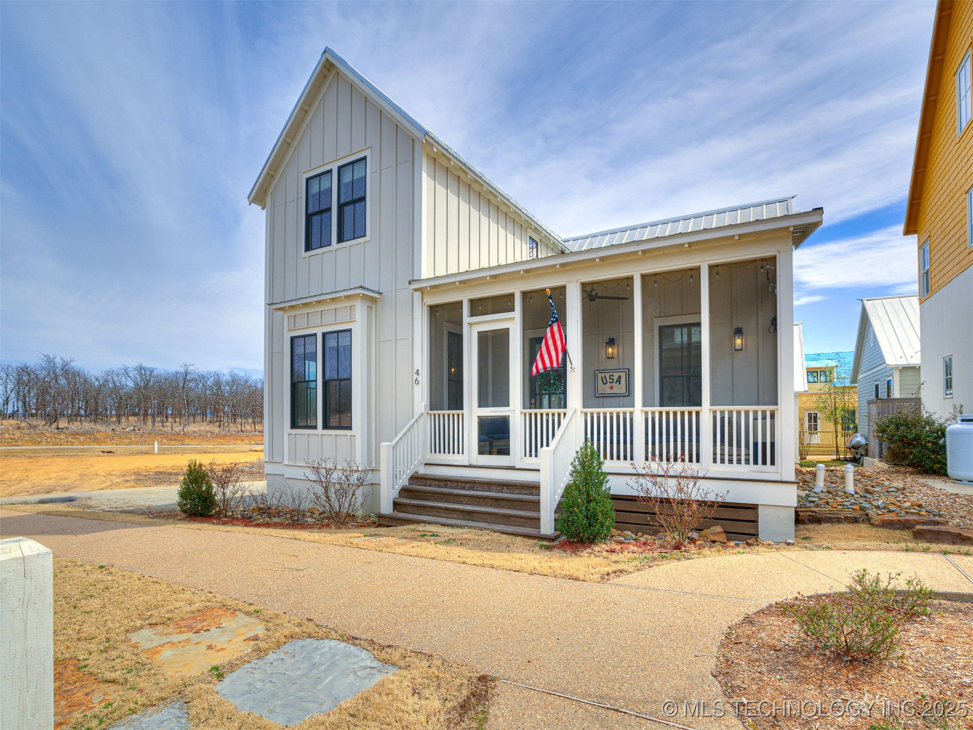 Carlton Landing Real Estate Listings Main Image