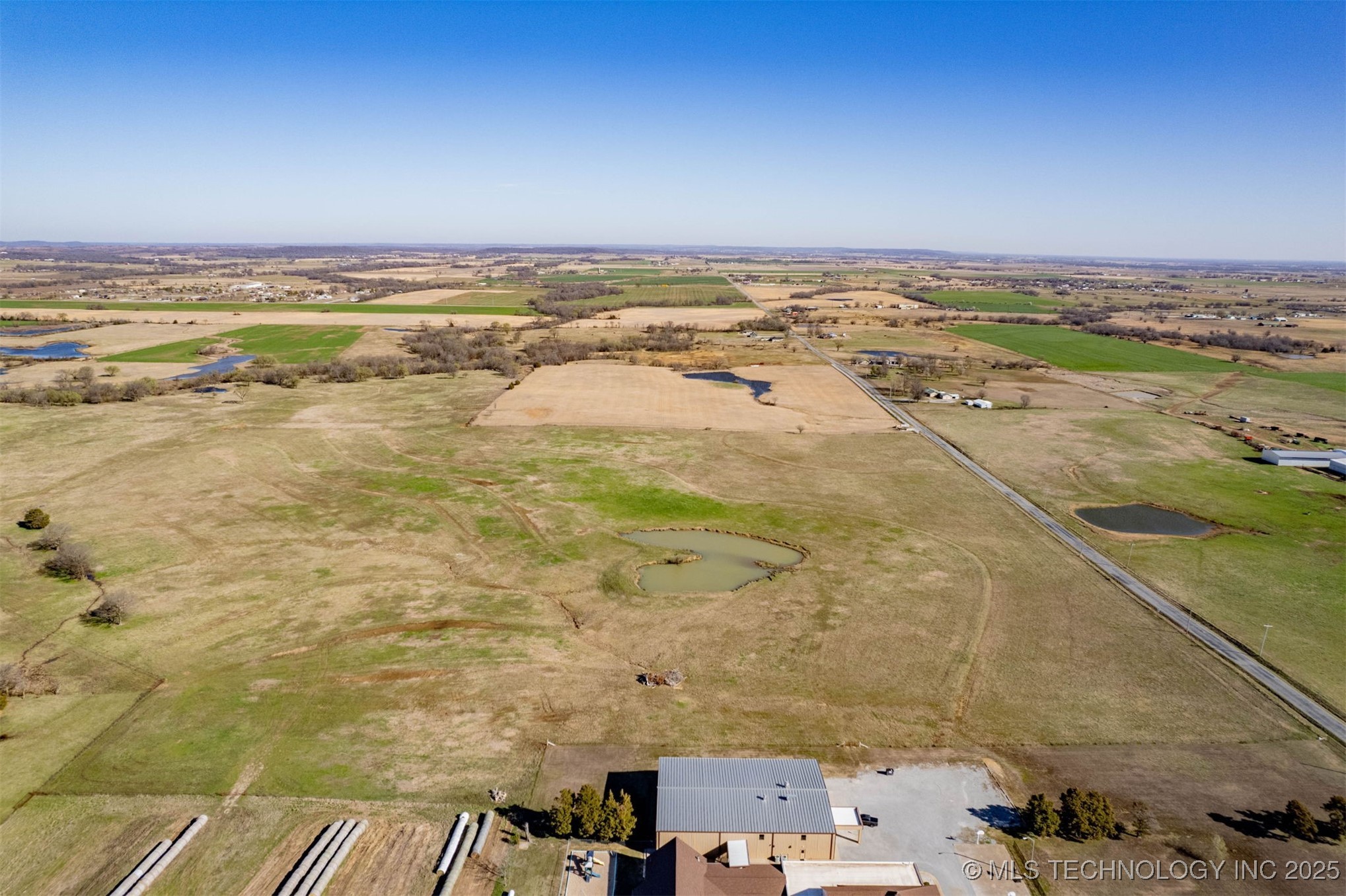 31304 S 4250 Road Property Photo 6