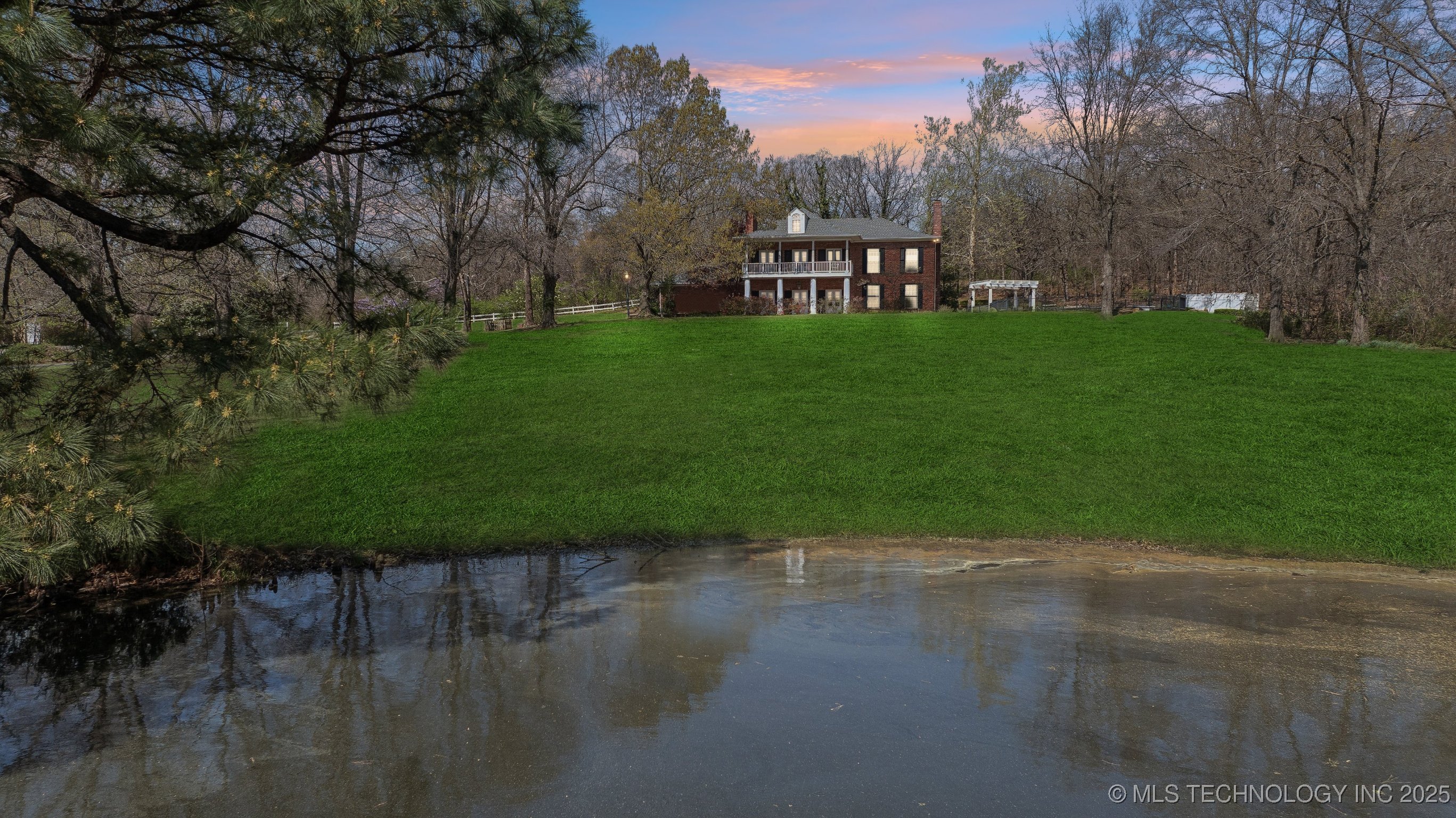 5980 Rolling Oaks Property Photo 1