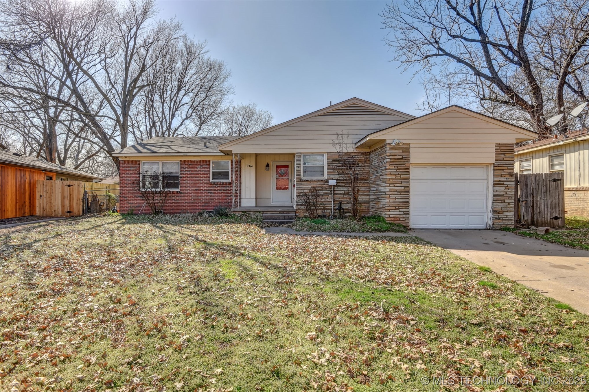 5314 S Madison Avenue Property Photo