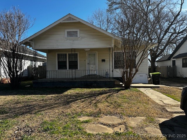 807 E 15th Property Photo
