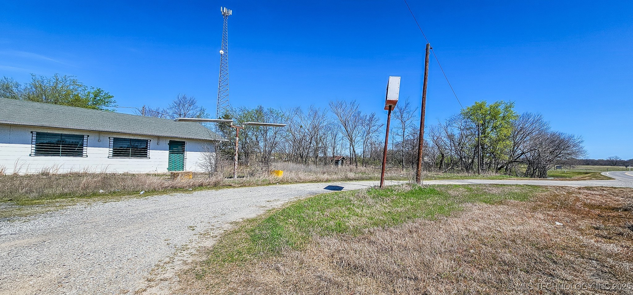 1 Hwy 9 W Property Photo