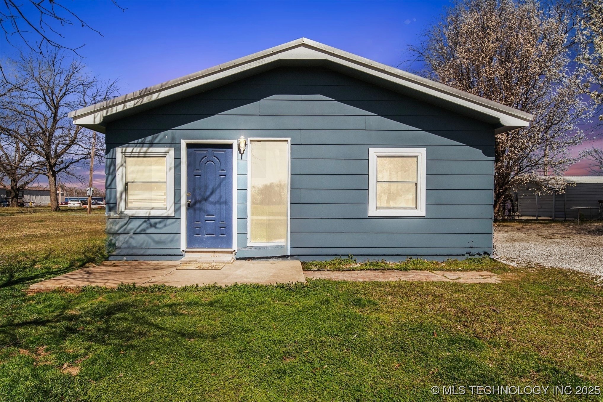 440 Lakeview Avenue Property Photo