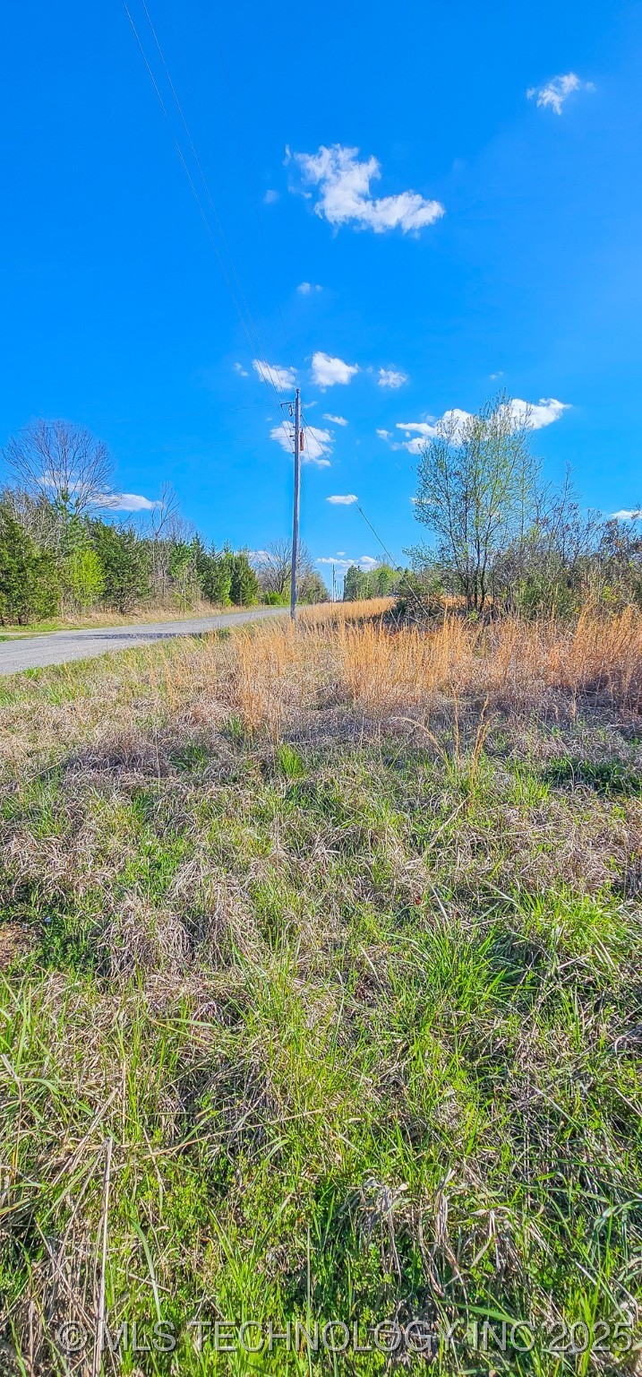 107 E Lakeshore Drive Property Photo 14