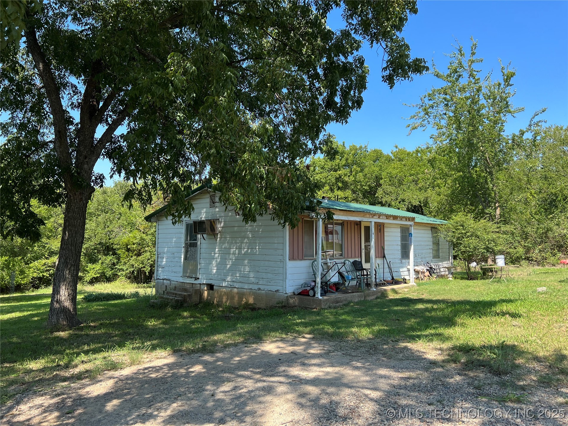 701 N Kemp Street Property Photo