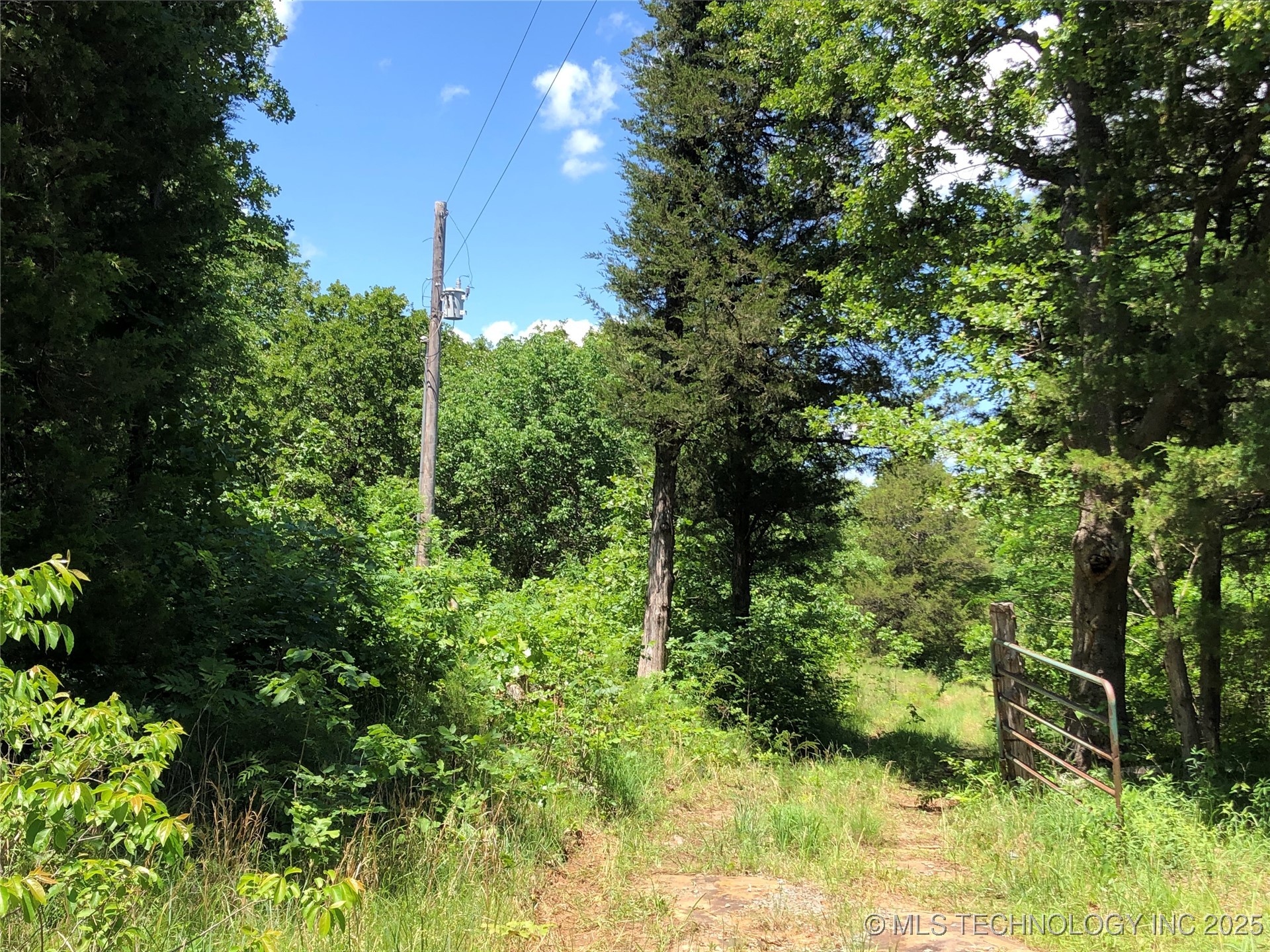 000 Cherokee Loop Property Photo 1