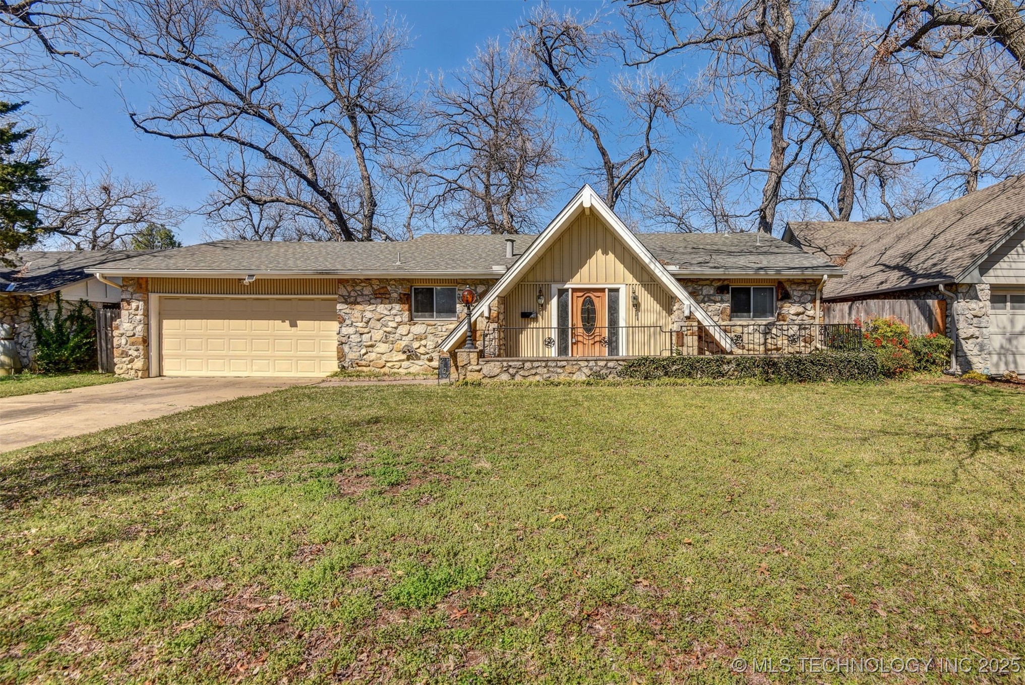 2107 E 52nd Place Property Photo